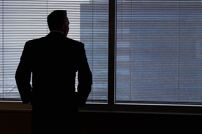 businessman-1477601_1280